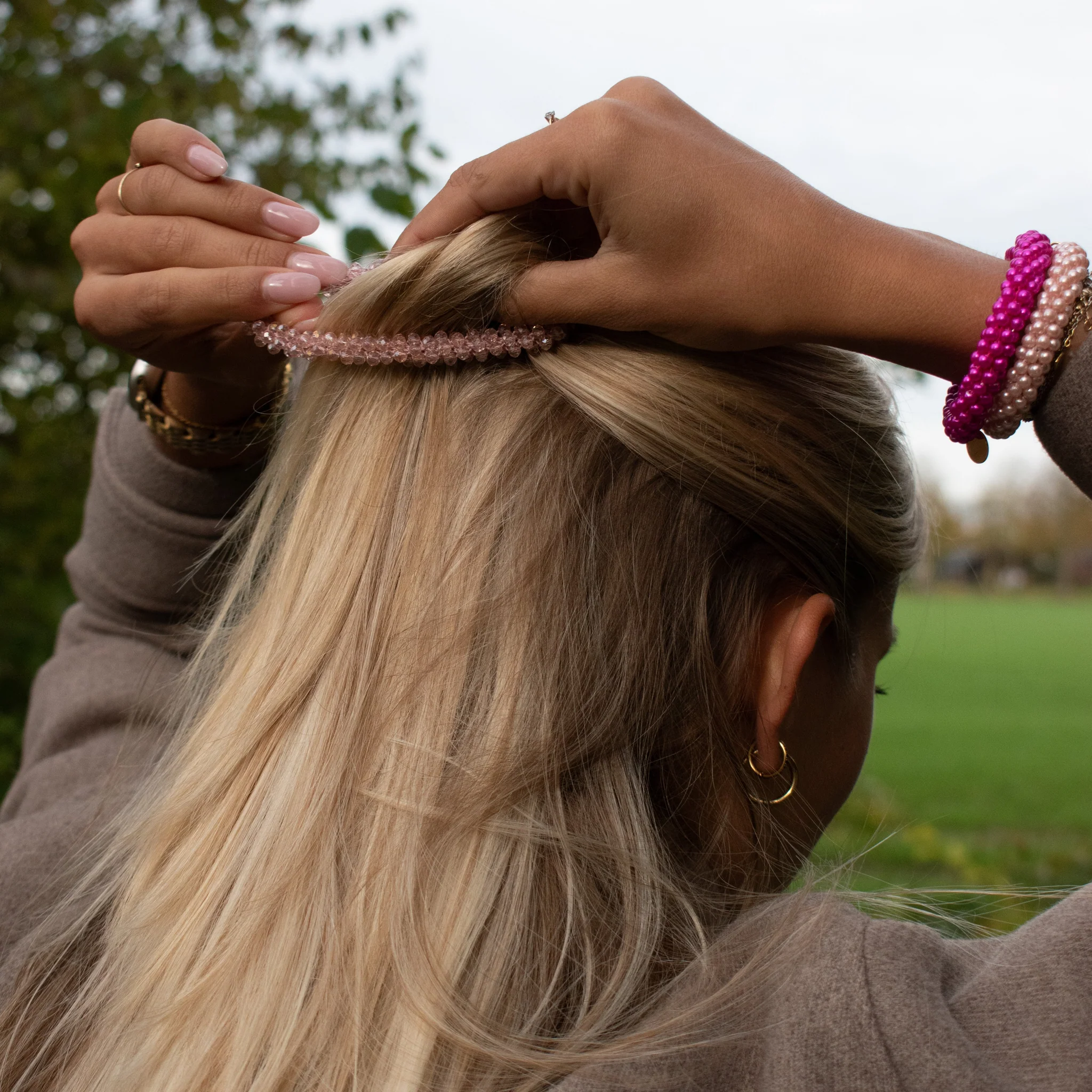 Stiekie Slim Pink – Slim Kralen Haarelastiek & Armband - Afbeelding 2